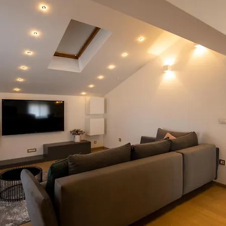 Lumaja Luxury Apartman Biograd Na Moru