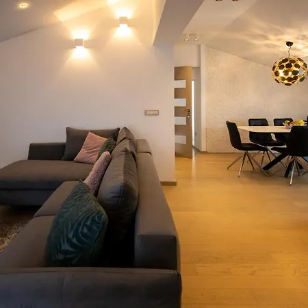 Apartman Lumaja Luxury Biograd Na Moru