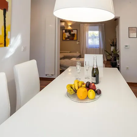 Apartment Lumaja Luxury